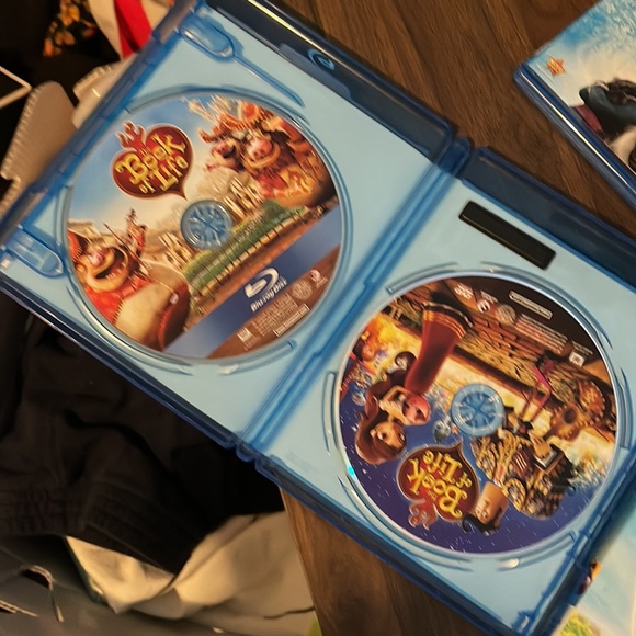 Disney movies- Frozen/The Good Dinosaur/Home/The Book of Life - Picture 3 of 5